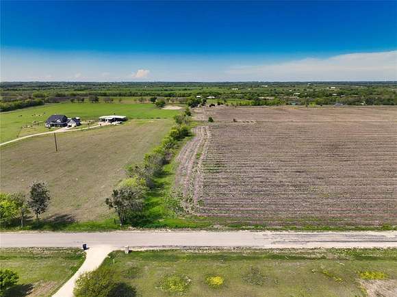 3.1 Acres of Residential Land for Sale in Troy, Texas