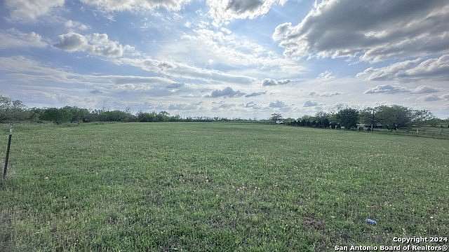 5.008 Acres of Residential Land for Sale in Elmendorf, Texas