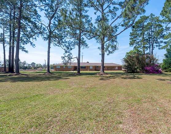 2.2 Acres of Residential Land with Home for Sale in Cordele, Georgia