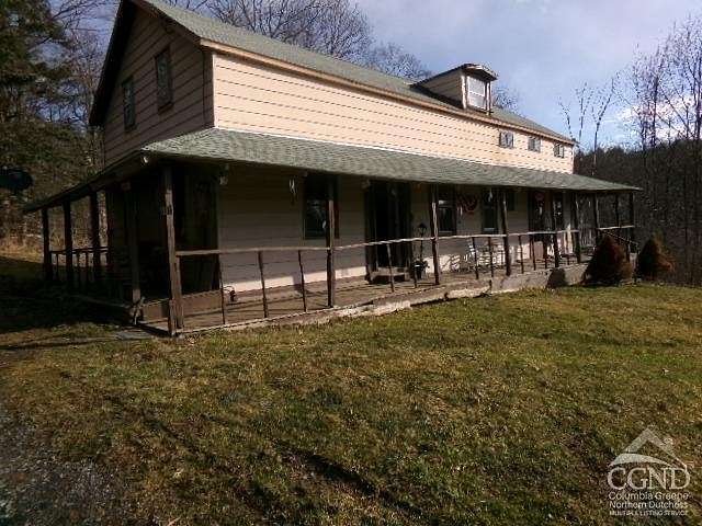 5.9 Acres of Residential Land with Home for Sale in Westerlo, New York