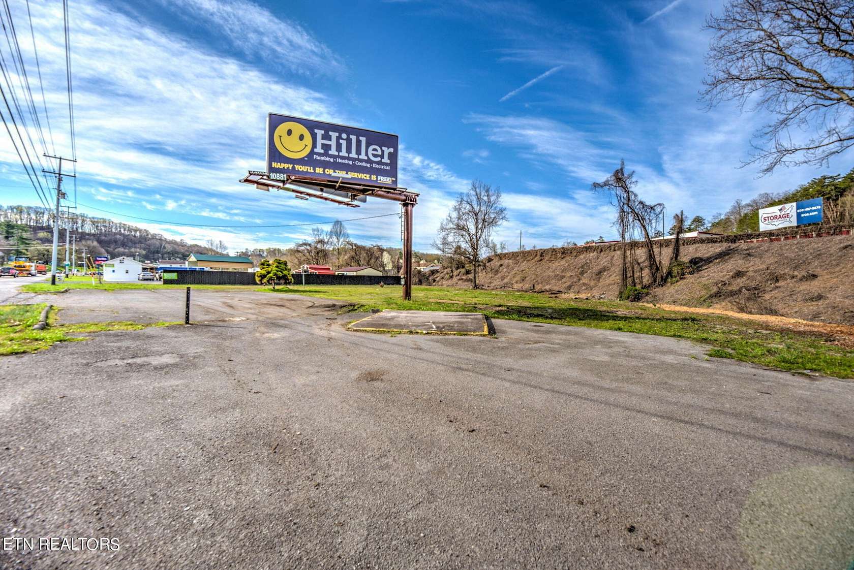 1.1 Acres of Commercial Land for Sale in Knoxville, Tennessee