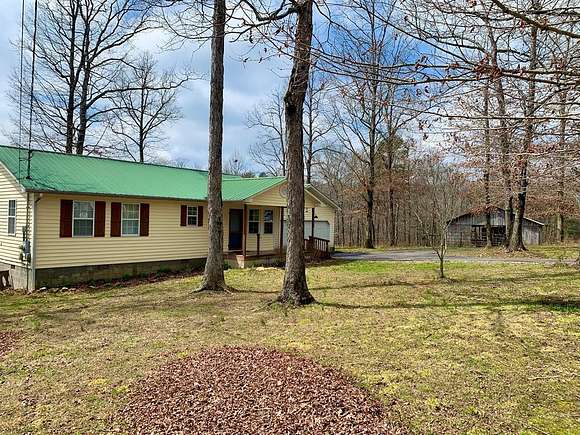 10 Acres of Land with Home for Sale in Gruetli-Laager, Tennessee