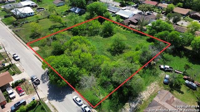 1 Acre of Residential Land for Sale in San Antonio, Texas