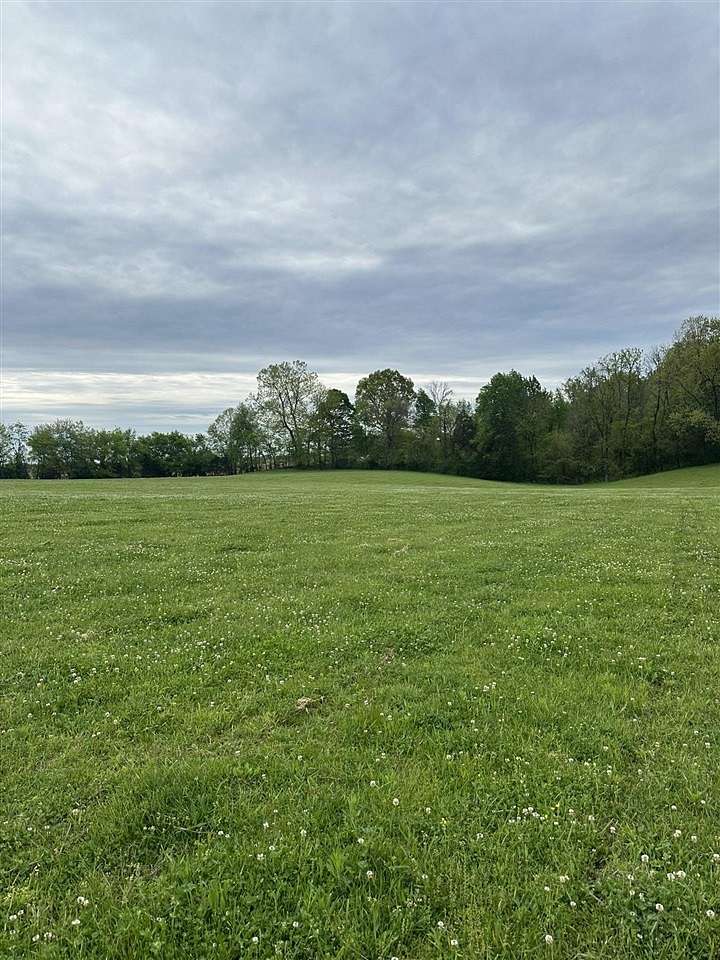 23.7 Acres of Agricultural Land for Sale in Woodburn, Kentucky