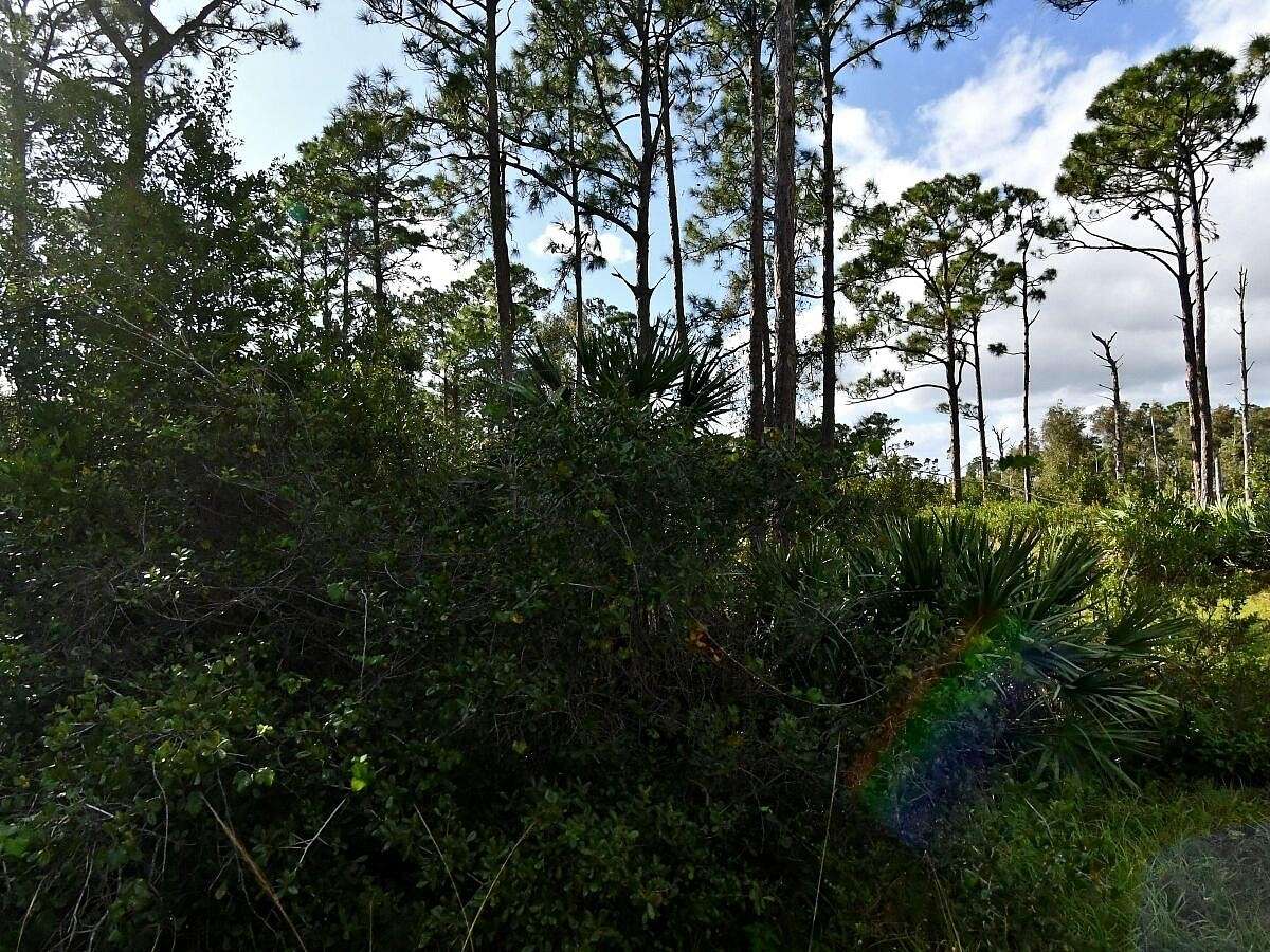 1.2 Acres of Residential Land for Sale in Fort Pierce, Florida