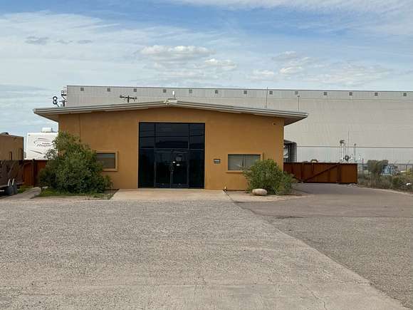 Improved Commercial Land for Sale in Casa Grande, Arizona