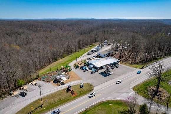 5 Acres of Improved Mixed-Use Land for Sale in Sparta, Tennessee