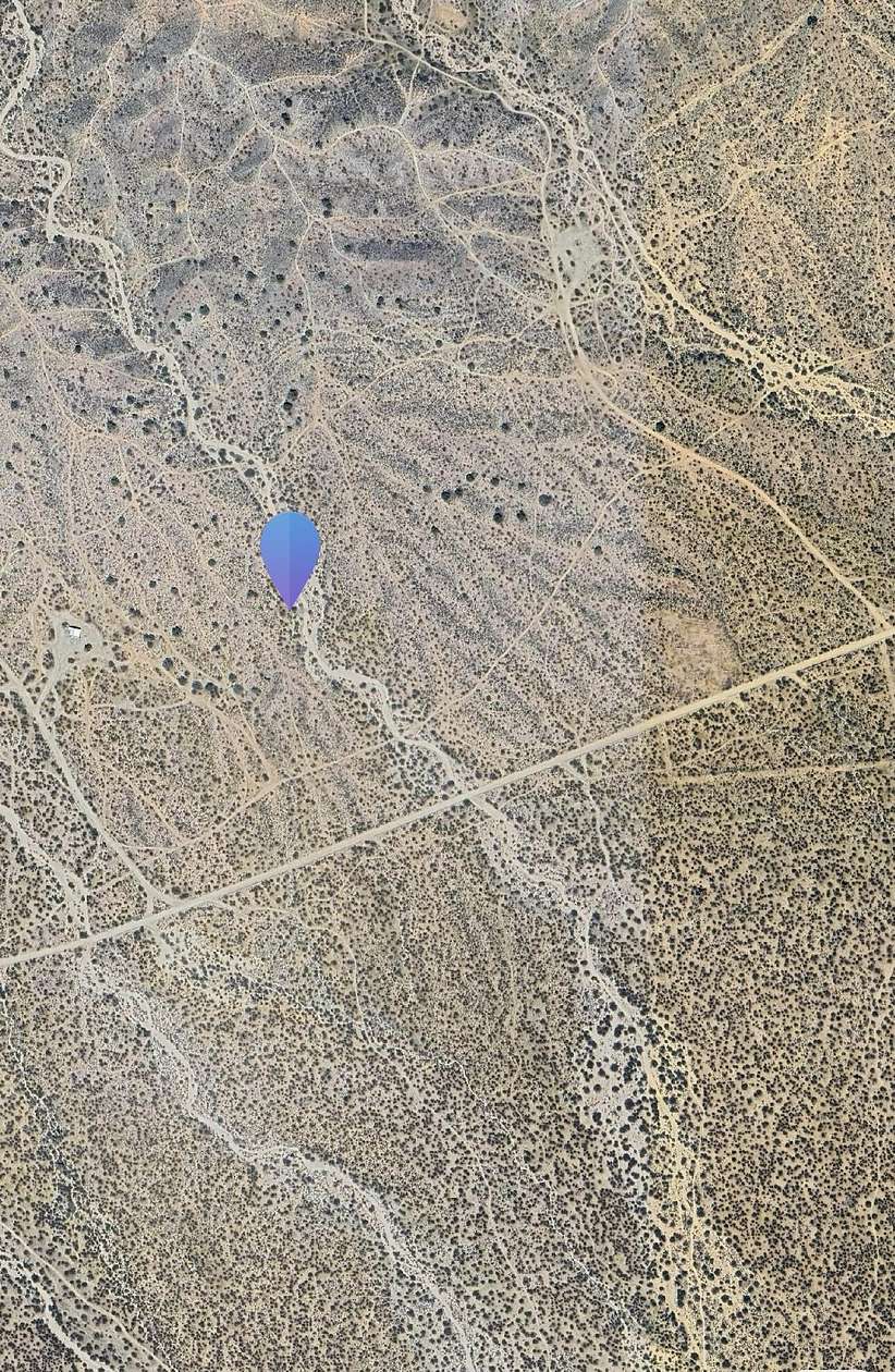 2.5 Acres of Land for Sale in Rosamond, California