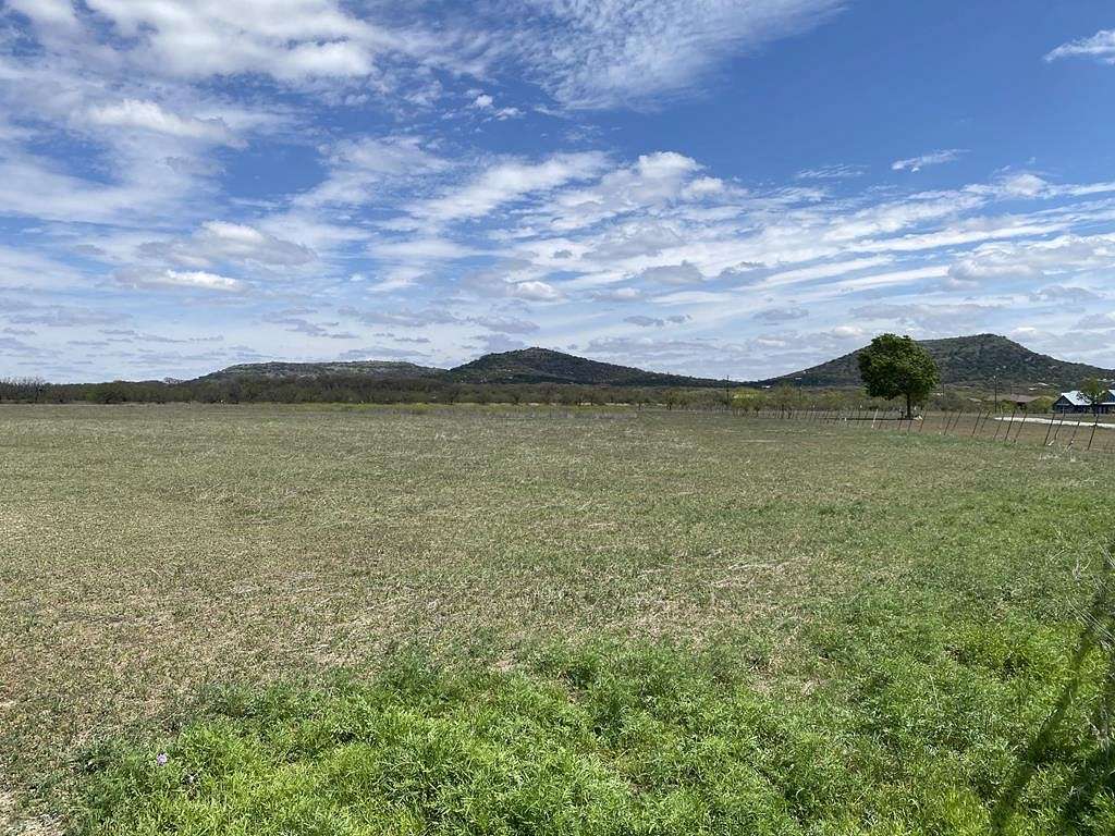 14 Acres of Land for Sale in Leakey, Texas