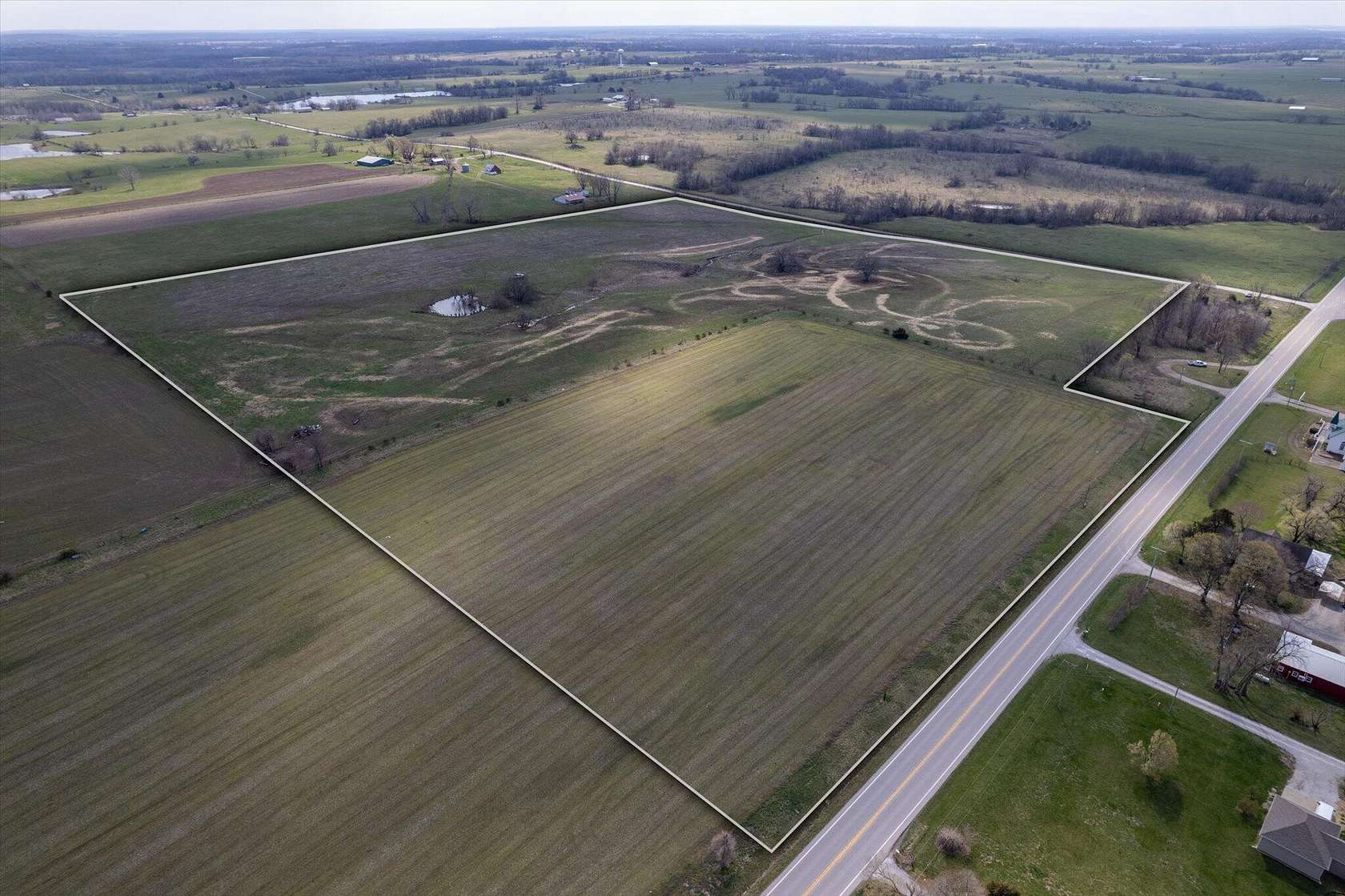 38 Acres of Agricultural Land for Sale in Clinton, Missouri