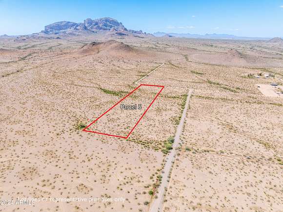 4 Acres of Land for Sale in Tonopah, Arizona