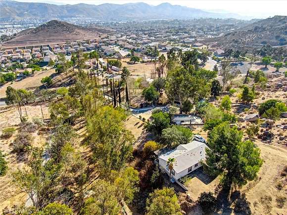 5.7 Acres of Residential Land with Home for Sale in Riverside, California