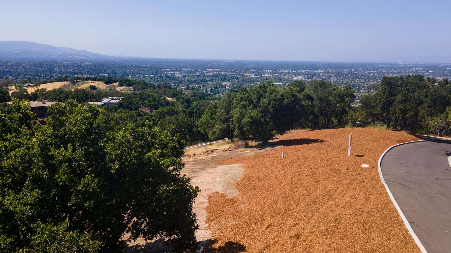 28.8 Acres of Land for Sale in Los Gatos, California