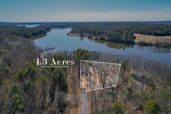 1.3 Acres of Residential Land for Sale in Dresden Town, Maine
