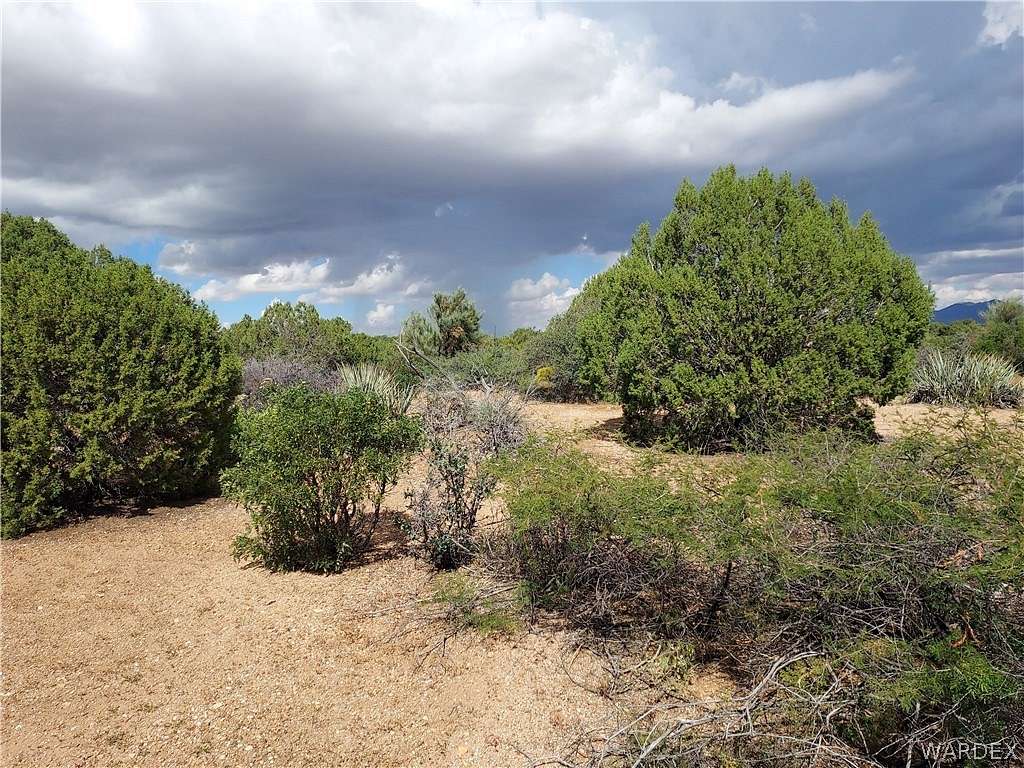 8.7 Acres of Residential Land for Sale in Kingman, Arizona