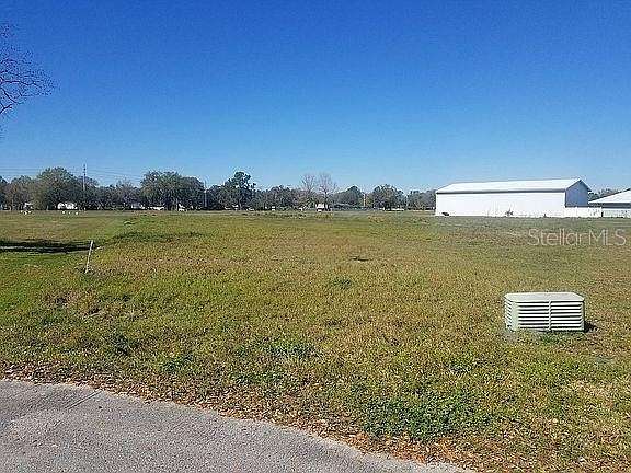 0.98 Acres of Residential Land for Sale in Mulberry, Florida