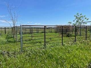 25 Acres of Land for Sale in Corsicana, Texas