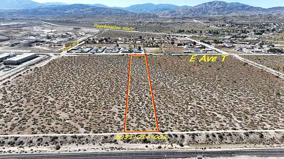 2.676 Acres of Commercial Land for Sale in Palmdale, California