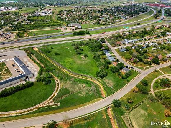 4.7 Acres of Commercial Land for Sale in Wichita Falls, Texas