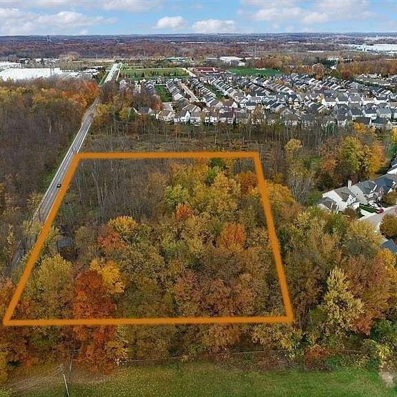 5 Acres of Residential Land for Sale in Novi, Michigan