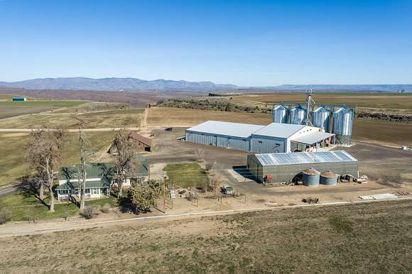 240 Acres of Agricultural Land with Home for Sale in Madras, Oregon