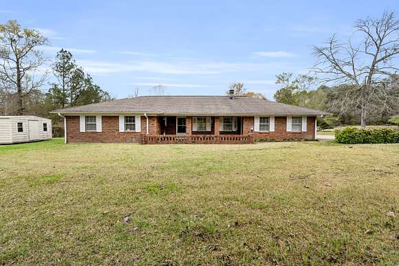2.5 Acres of Residential Land with Home for Sale in Columbus, Mississippi