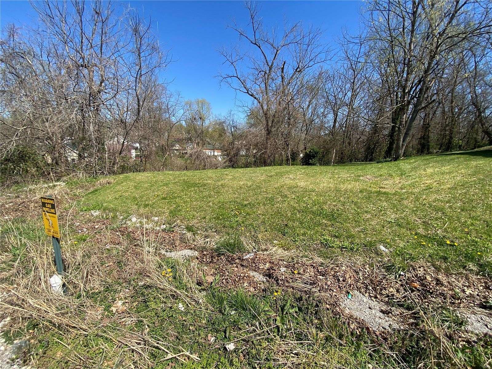 0.301 Acres of Residential Land for Sale in Jackson, Missouri