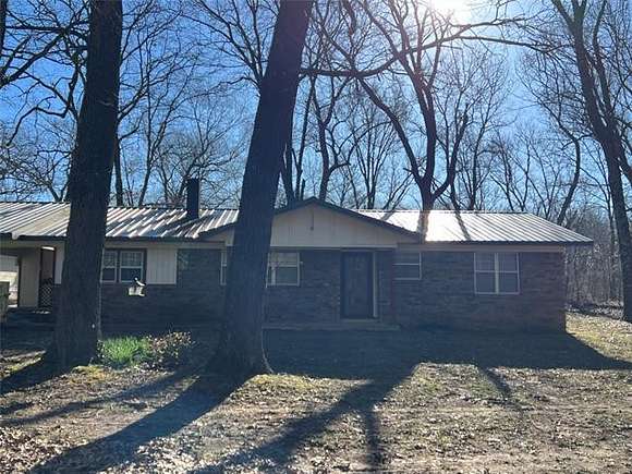18 Acres of Land with Home for Auction in Spavinaw, Oklahoma