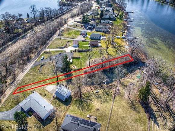 0.32 Acres of Residential Land for Sale in Lake Orion, Michigan