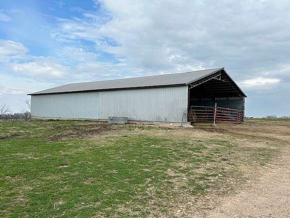 1,050 Acres of Recreational Land & Farm for Sale in Omaha, Arkansas
