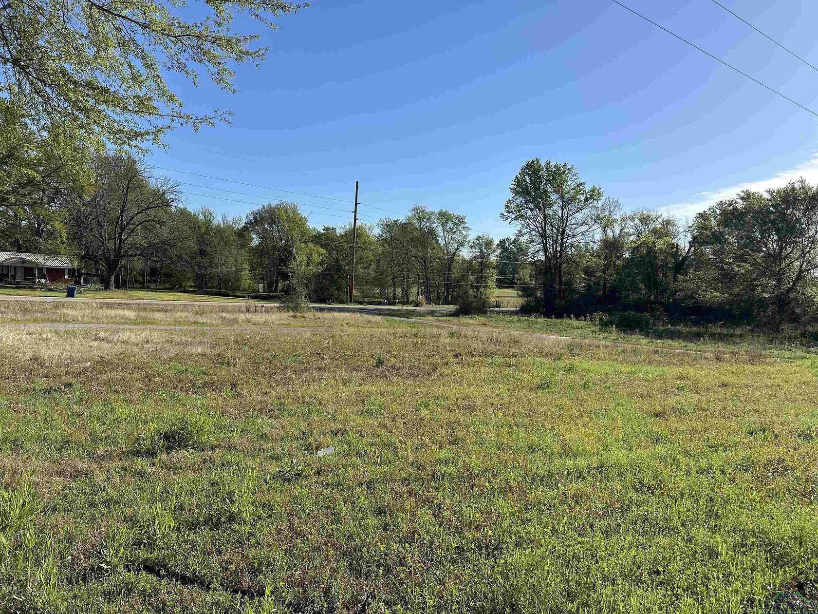 1 Acre of Commercial Land for Sale in White Oak, Texas