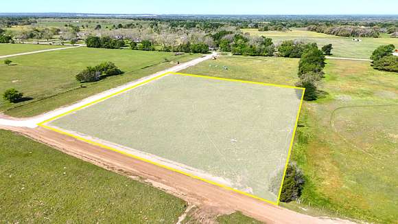 4.6 Acres of Land for Sale in Mexia, Texas