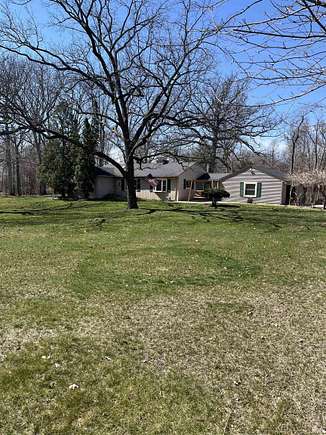 2 Acres of Residential Land with Home for Sale in Fort Wayne, Indiana