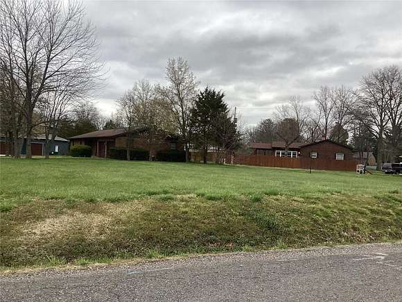 0.295 Acres of Residential Land for Sale in Freeburg, Illinois