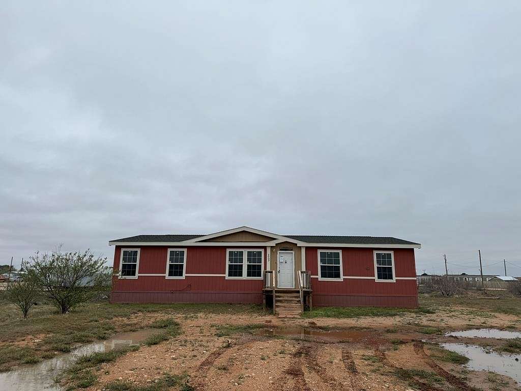 2.2 Acres of Residential Land with Home for Sale in Midland, Texas