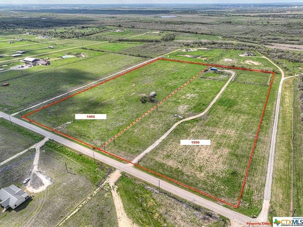 10.6 Acres of Land for Sale in San Marcos, Texas