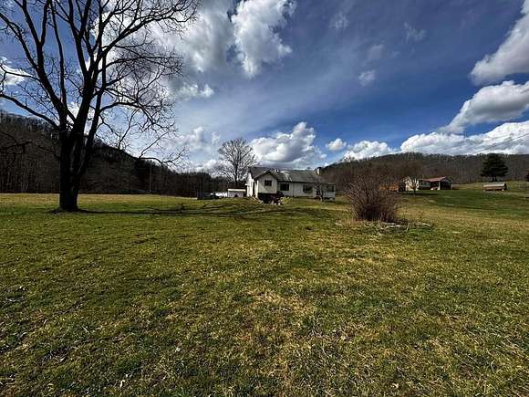 7 Acres of Residential Land with Home for Sale in Bandy, Virginia
