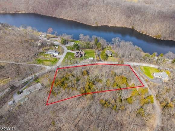1.3 Acres of Residential Land for Sale in Wantage Township, New Jersey