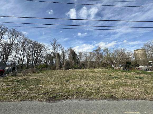 0.5 Acres of Land for Sale in Radford, Virginia