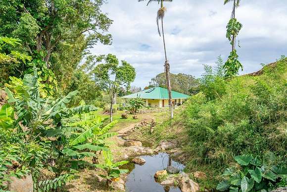 9.2 Acres of Residential Land with Home for Sale in Honokaa, Hawaii
