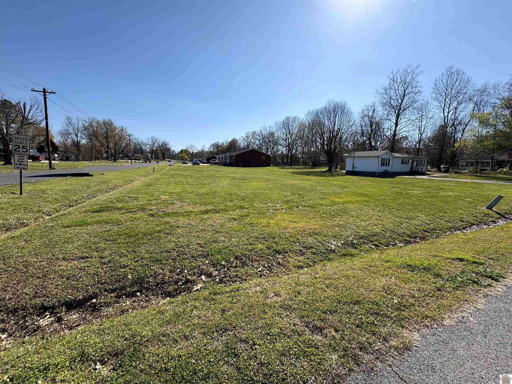 0.28 Acres of Residential Land for Sale in Benton, Kentucky