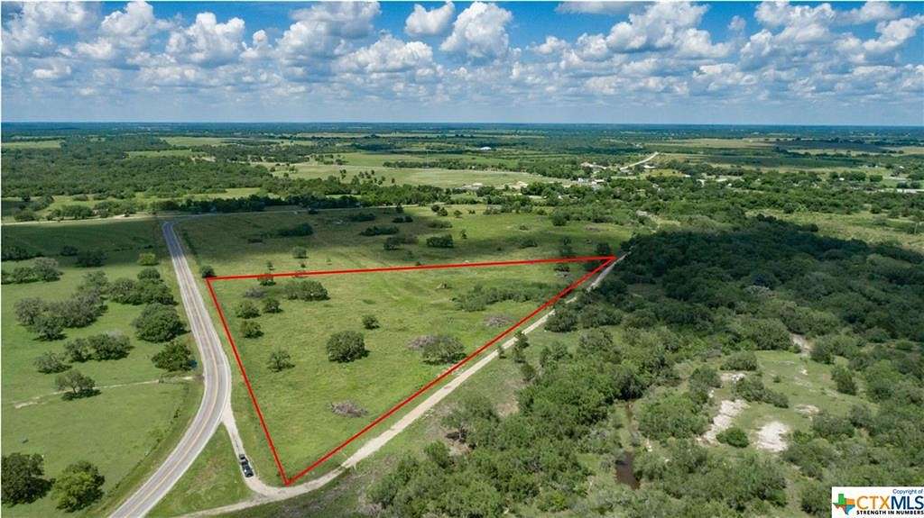 12.5 Acres of Land for Sale in Weesatche, Texas