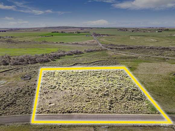 3.26 Acres of Land for Sale in Gooding, Idaho