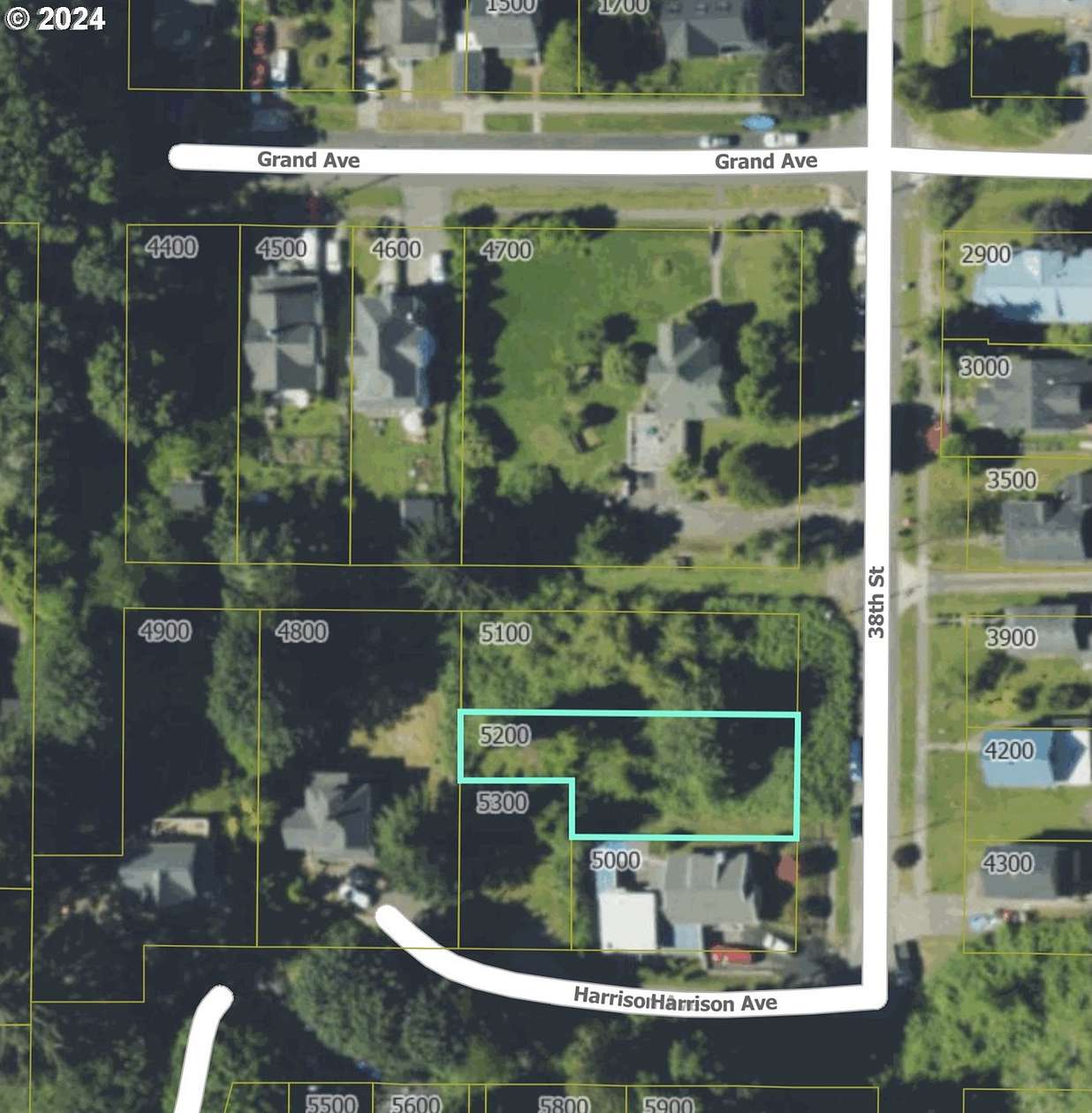 0.16 Acres of Residential Land for Sale in Astoria, Oregon