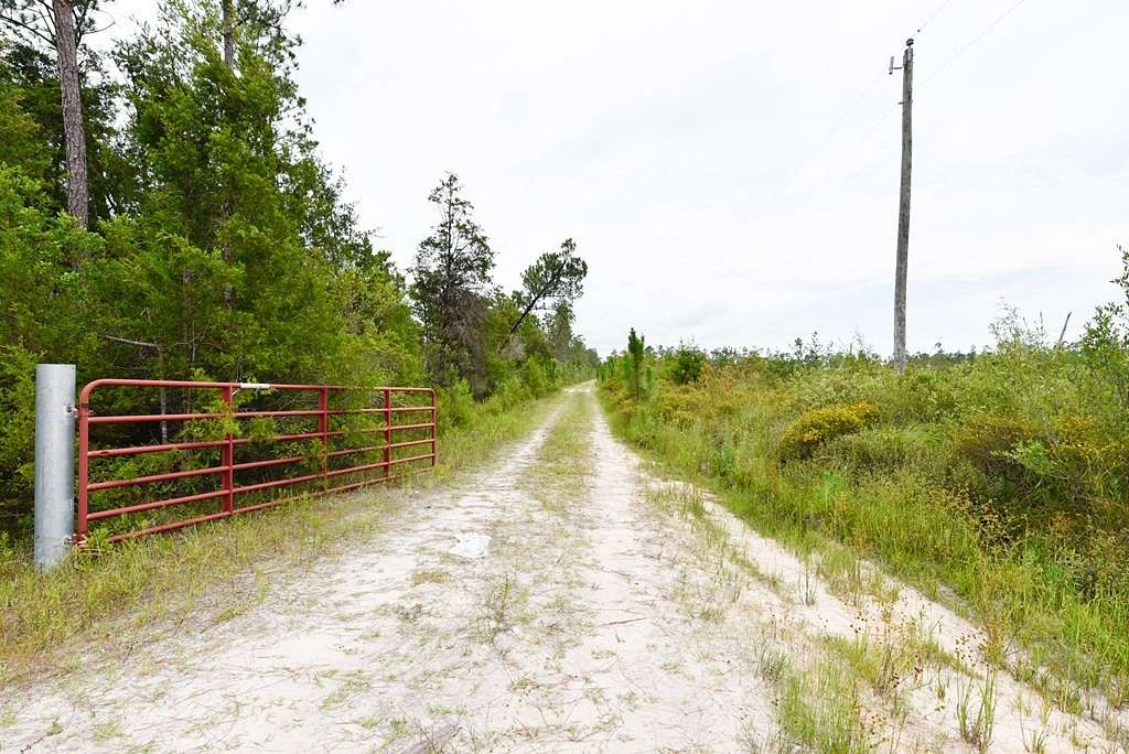 2.93 Acres of Residential Land for Sale in Wewahitchka, Florida