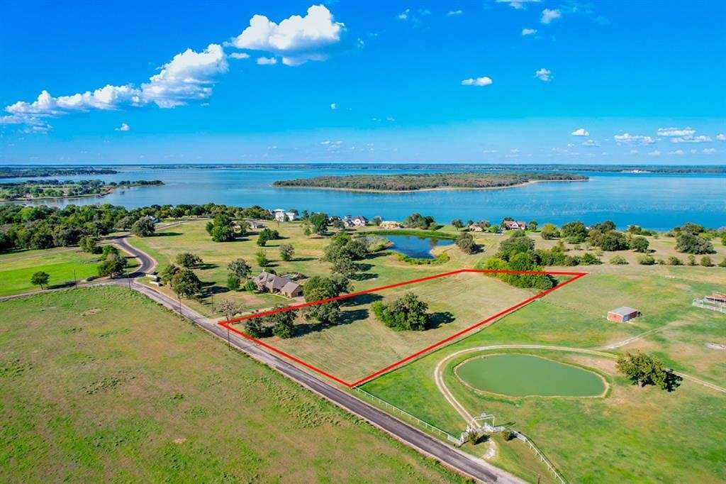 3 Acres of Residential Land for Sale in Corsicana, Texas