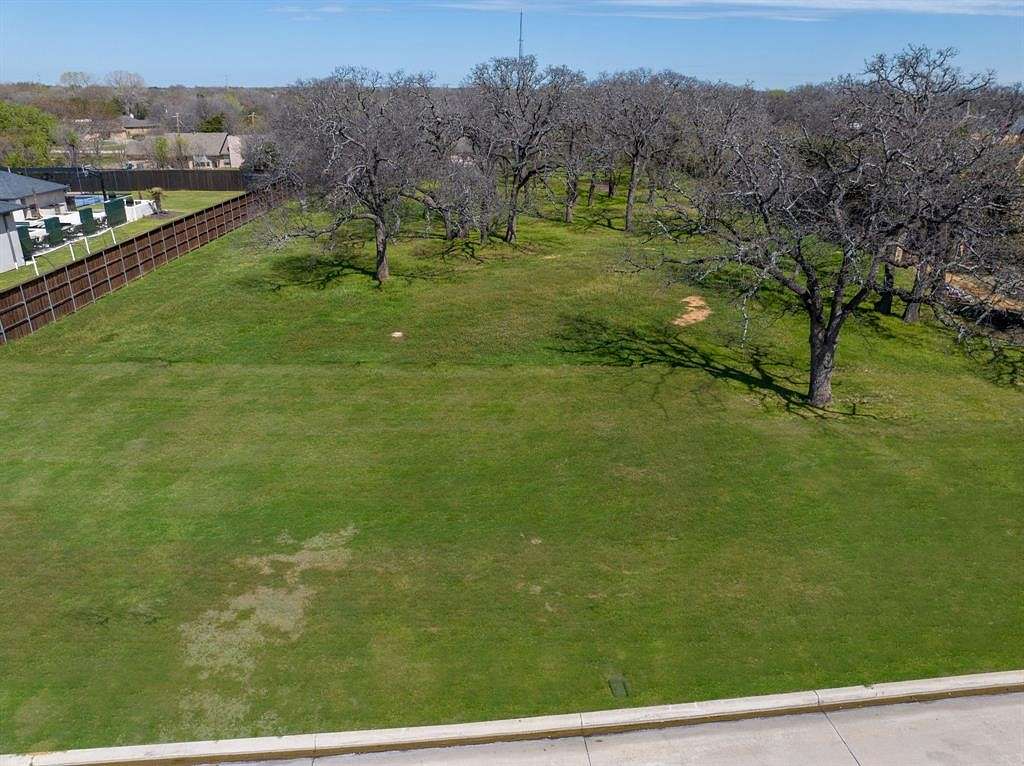 1.1 Acres of Residential Land for Sale in Southlake, Texas