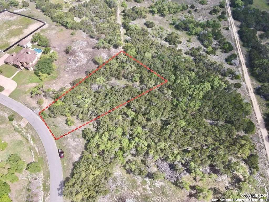 1.24 Acres of Residential Land for Sale in Garden Ridge, Texas