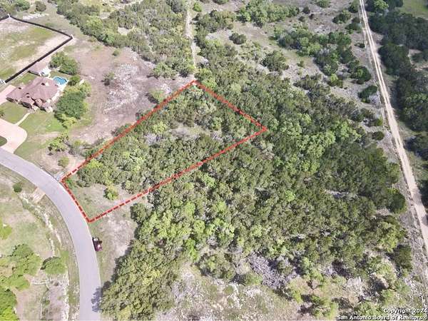 1.24 Acres of Residential Land for Sale in Garden Ridge, Texas