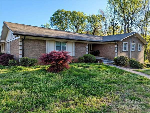 9.47 Acres of Mixed-Use Land for Sale in Charlotte, North Carolina